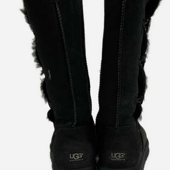 UGG 1873 Bailey Button Triplet II Boots, Black Suede, Women's 7 - Picture 3 of 13